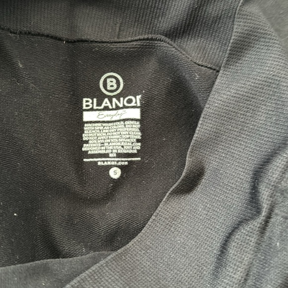 Bundle of Blanqi and Zella maternity/postpartum leggings - Picture 5 of 8